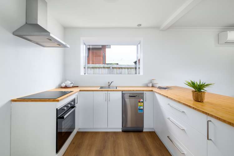 355 Estuary Road South New Brighton_5