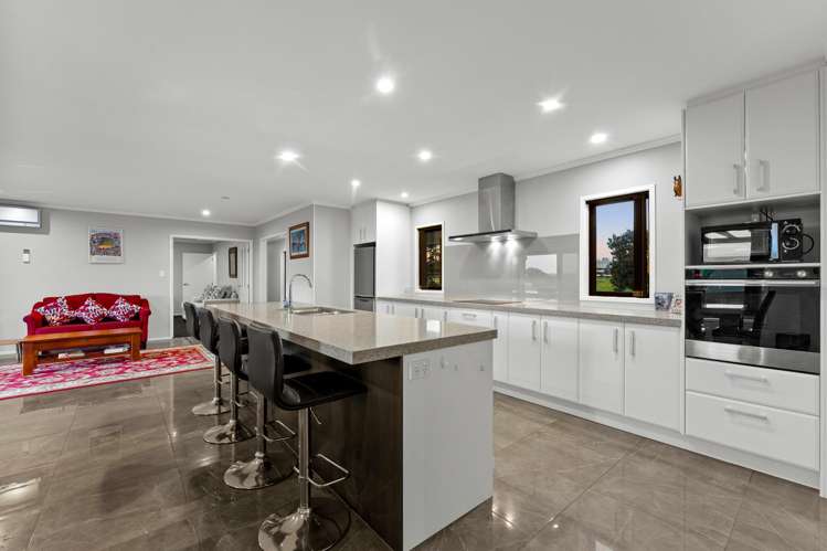 34 Taurangaruru Road Waiuku_6