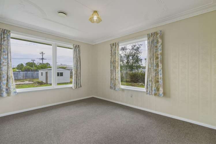 36 Dryden Street Milton_10