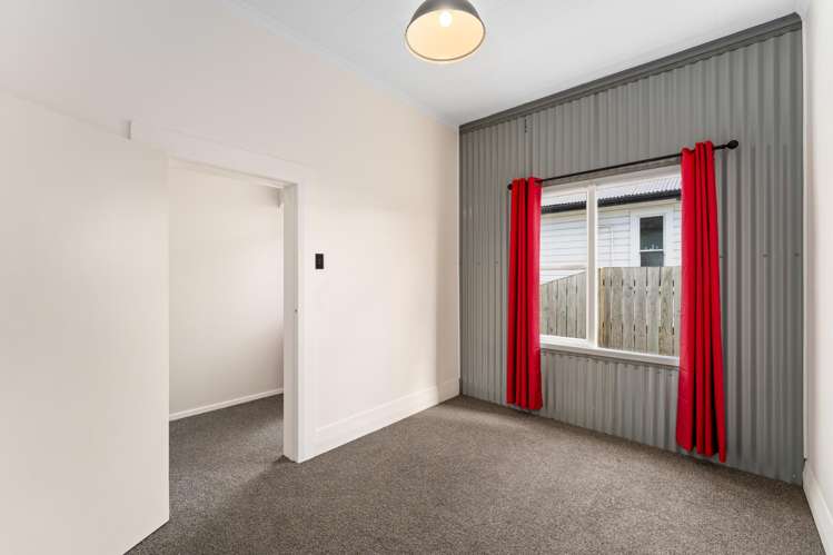 32 Baker Street Caversham_13