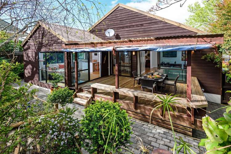 12a Glenfern Road Mellons Bay_0