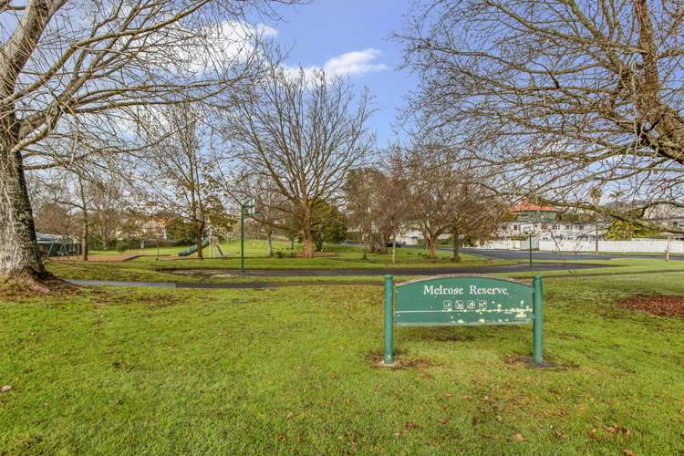 36 Ewen Alison Avenue Devonport_21