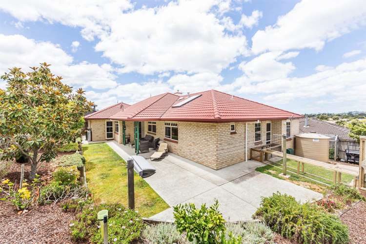 57 Chesterfield Way Orewa_5