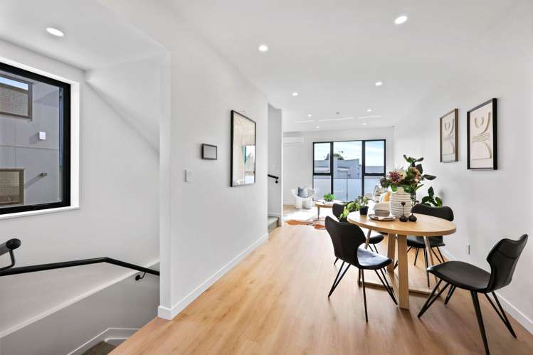 1/2 St Oswalds Road Greenlane_12