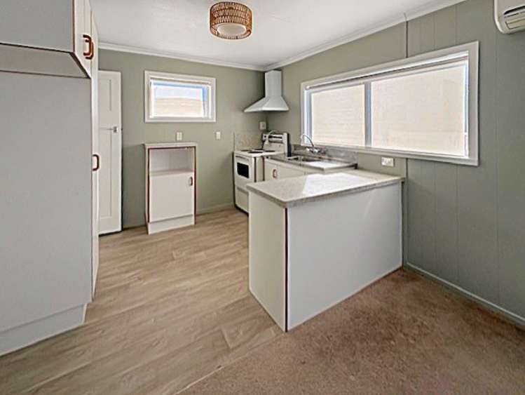 90 Seabury Avenue 1207_1