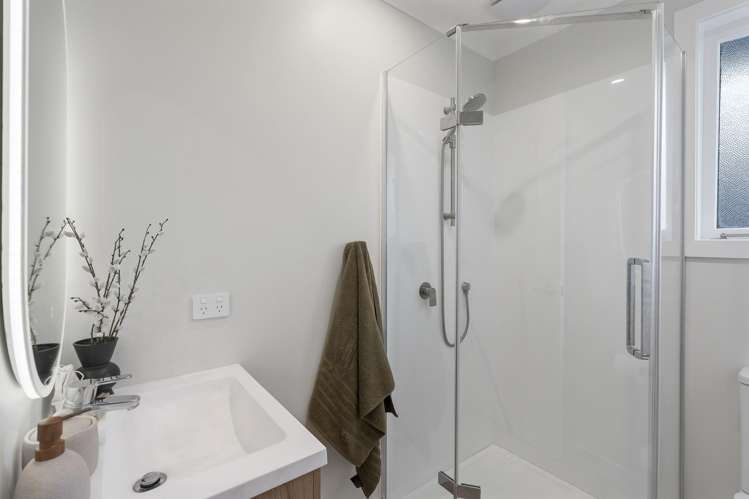 38 Toru Street Te Atatu Peninsula_16