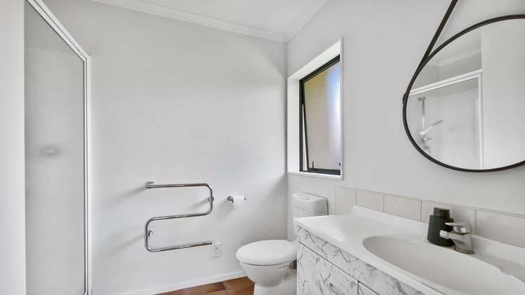 14 Duggan Drive Owhata_7