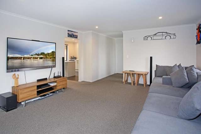 8 Brian Cowley Place Tuakau_1