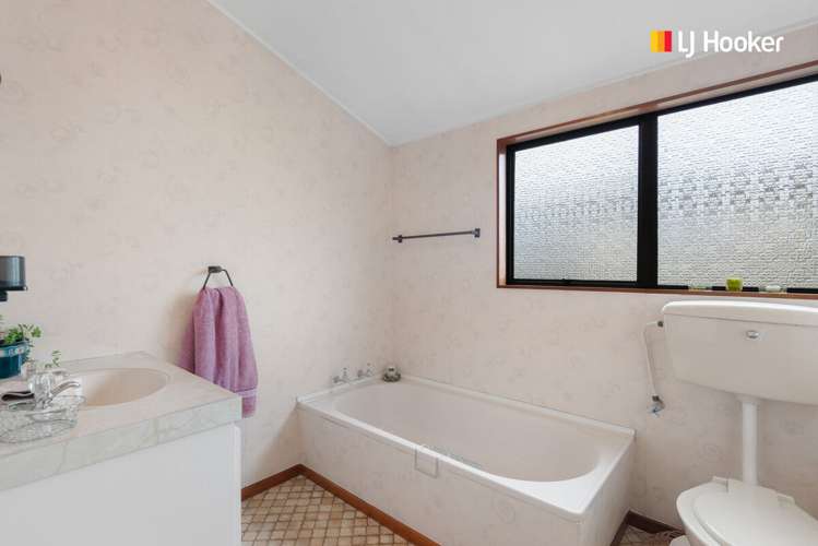 16 Walton Park Avenue Fairfield_24