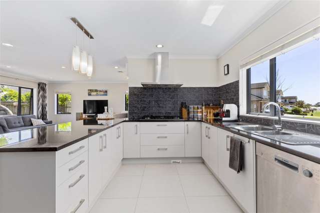 6 Pony Park Place Beachlands_2