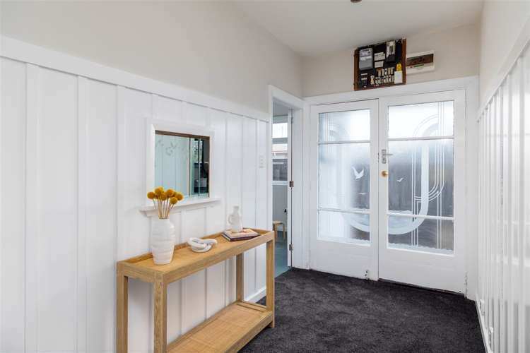 564 Hereford Street Linwood_11