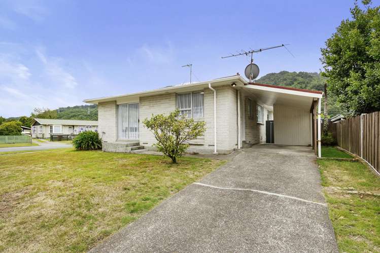 102 Pasadena Crescent Totara Park_11
