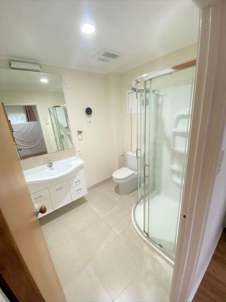 8 Eleanor Place Blockhouse Bay_7