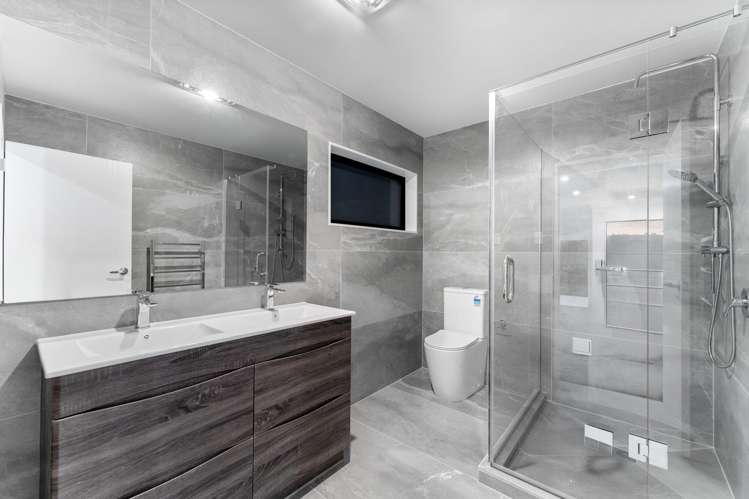 2B Palmgreen Court Stanmore Bay_20
