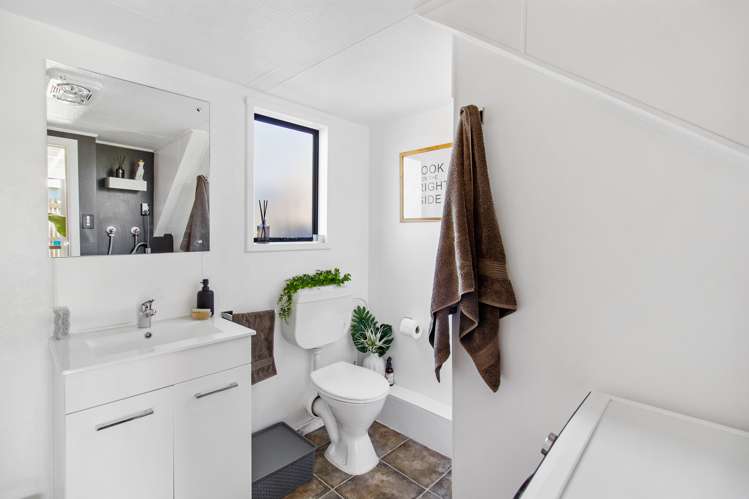 28b Preston Street West End_12