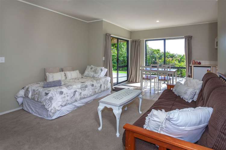 17 Emmerdale Drive Hahei_20