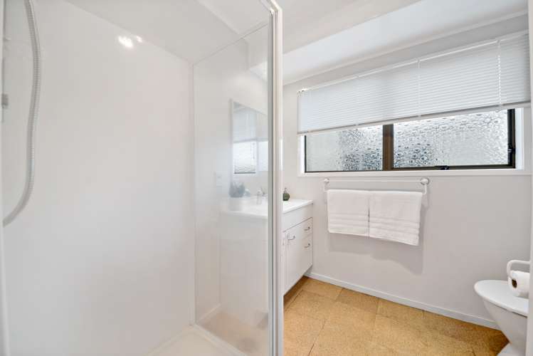 16 Andes Avenue Mangere Bridge_13