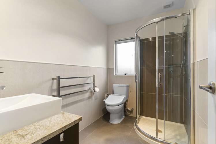 3 Stamford Crescent Flat Bush_19