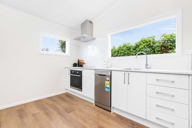 32 Wildberry Street Woolston_4