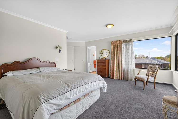 3 Julies Way Rangatira Park_22