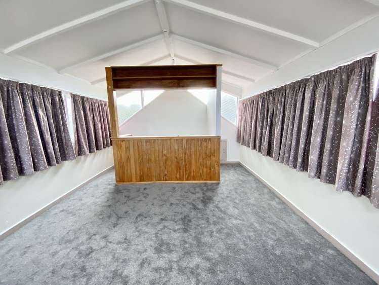 35 Archibald Road Kelston_11