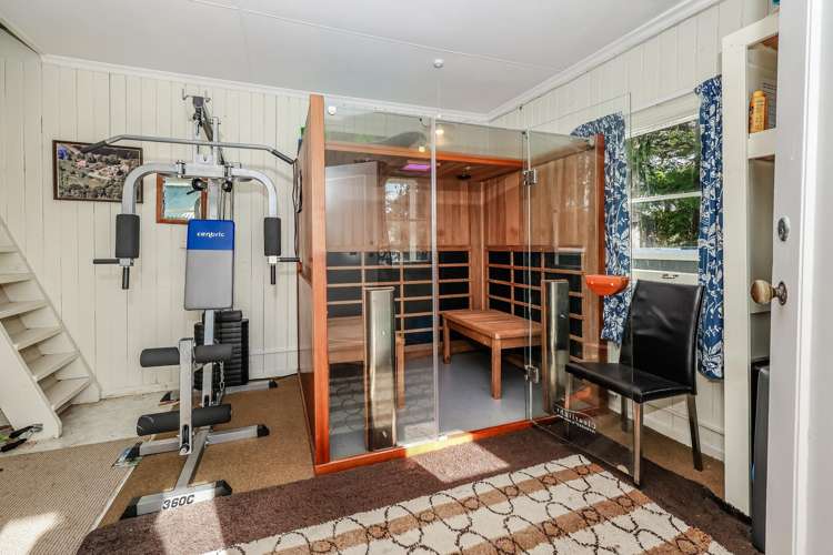 8 Short Street Waitati_24