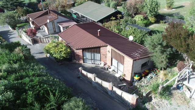 4b Avoca Valley Road Heathcote Valley_4