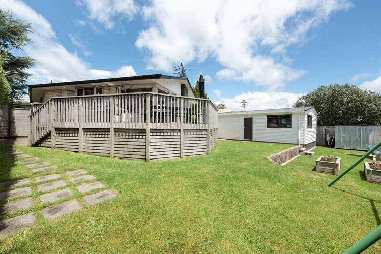 4 Beaufort Avenue Brookfield_23