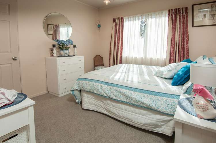 22 Central Park Drive Te Atatu South_8