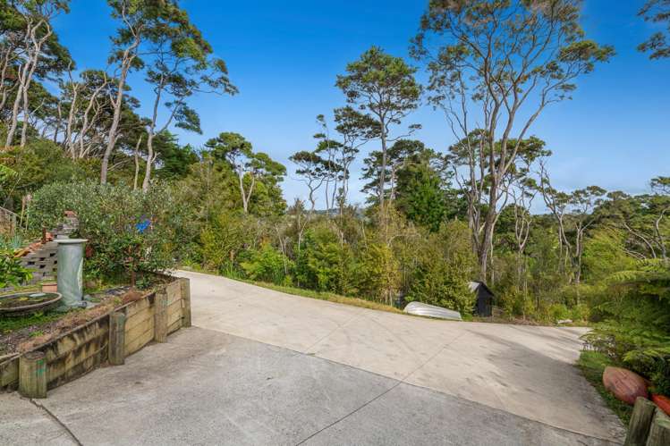 12 Chenery Road Red Beach_13