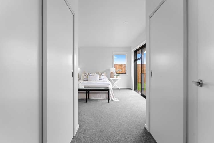 27 Saint Michael Crescent One Tree Point_20