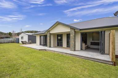 45 Whangaumu Street_4