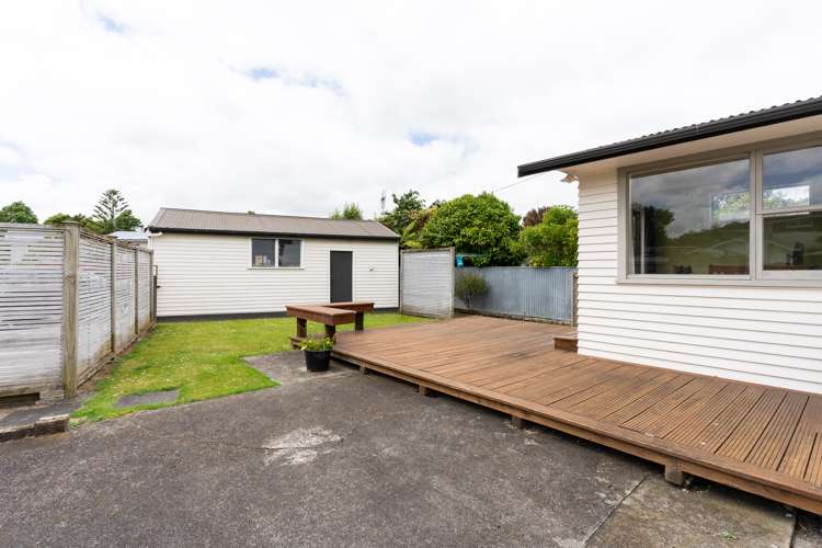 2 Croxley Place Terrace End_11