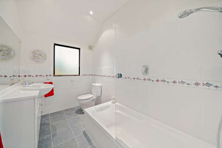 2/33 Maxine Place Saint Heliers_15