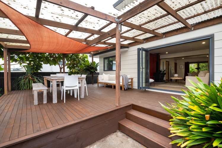 280 Clifton Road Te Awanga_11