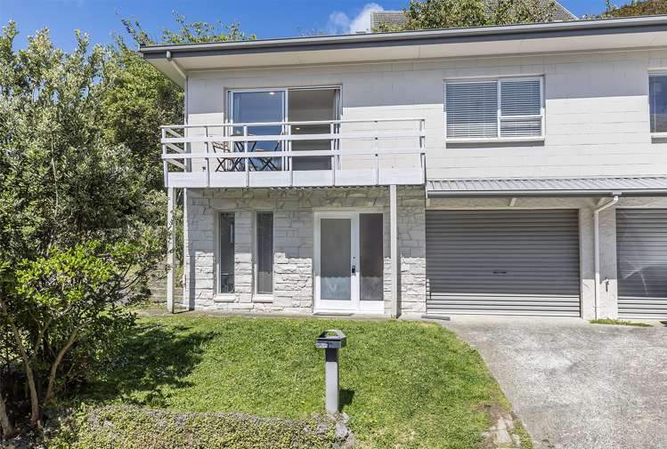 1a Sandhurst Way Crofton Downs_0