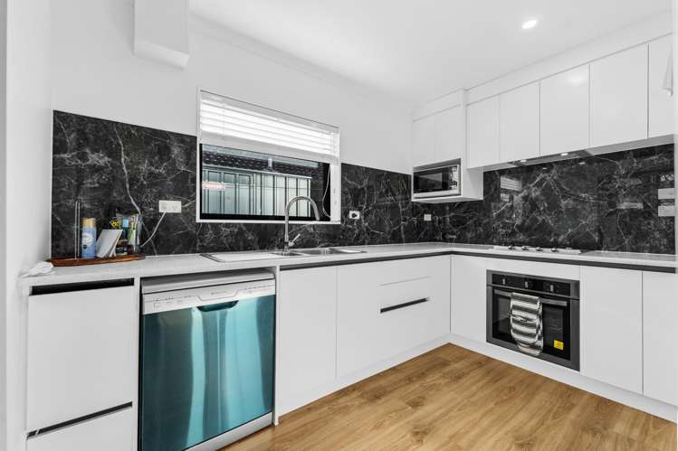 127E Russell Road Manurewa_4