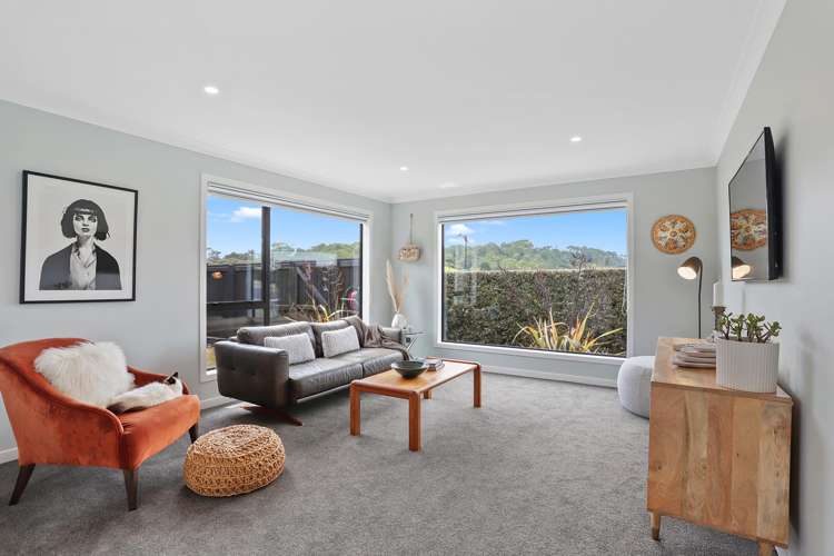 15 William Blake Way Riverhead_13