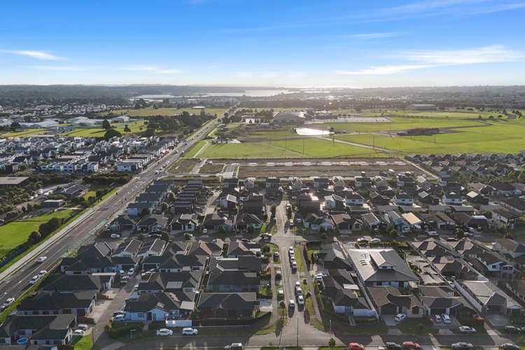 2 Grandifolia Road Takanini_19