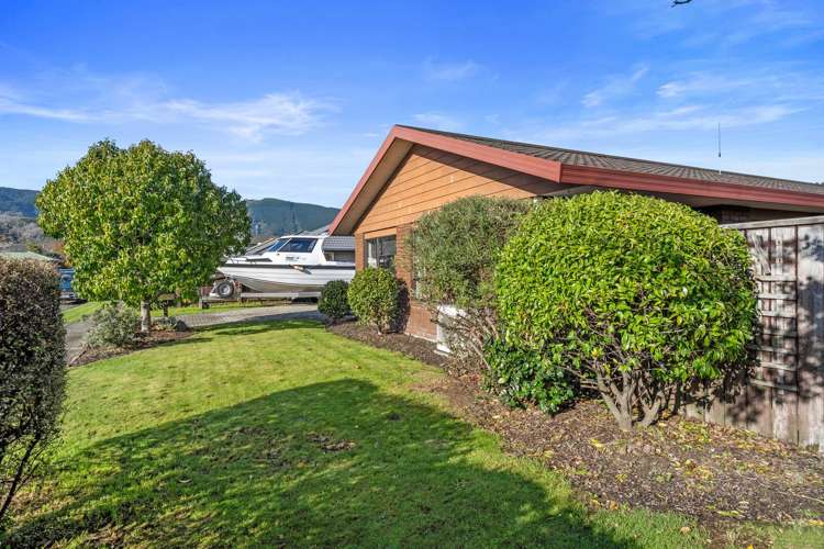 17 Coleridge Place Stoke_1