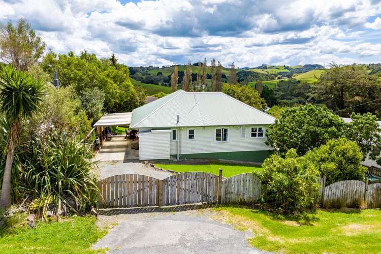 13 View Street Maungaturoto_30