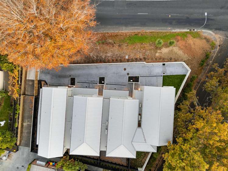 2/2 Woodstock Road Fairfield_18