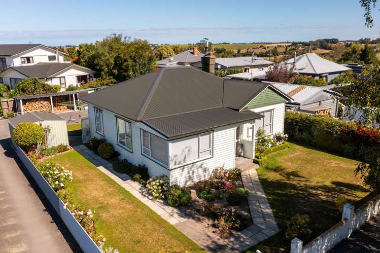 32 Harborough Street Watlington_35