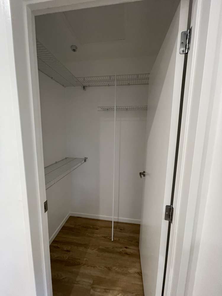 B202/525 East Coast Road Browns Bay_13