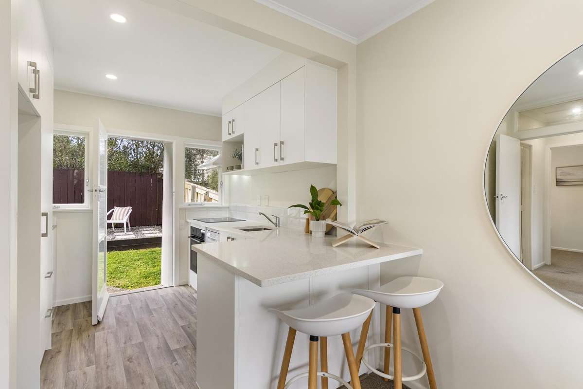 1/129 Riddell Road_2
