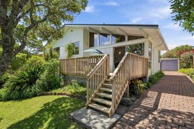 46 Kia Ora Road_3