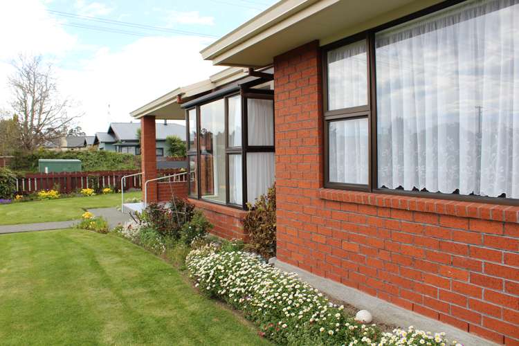 29 Home Street Winton_18