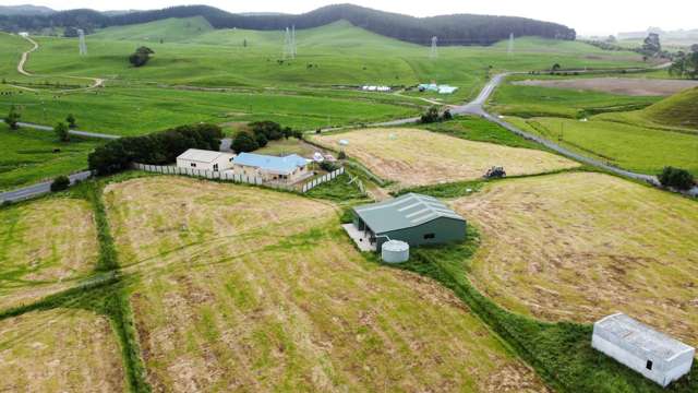 Large Land, Home and Shedding