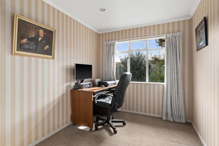 52 Kensington Drive Taradale_17