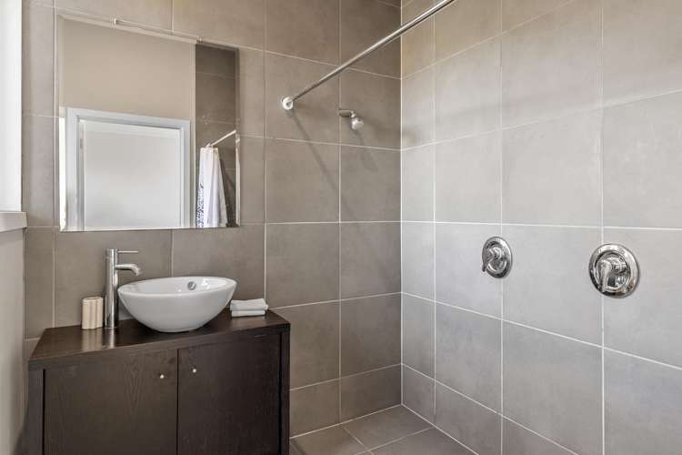 261 Beacon Point Road Wanaka_21
